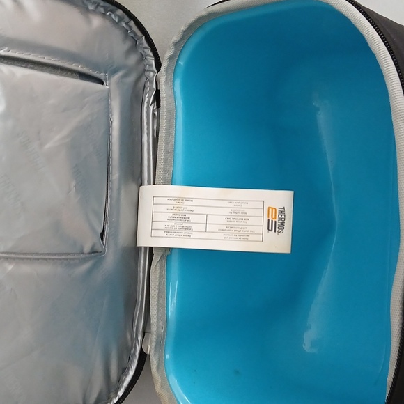 Thermos Cooler - Picture 2 of 3